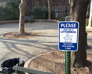 Do Not Litter Signs